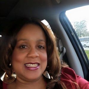 Meet your Posher, Sonya